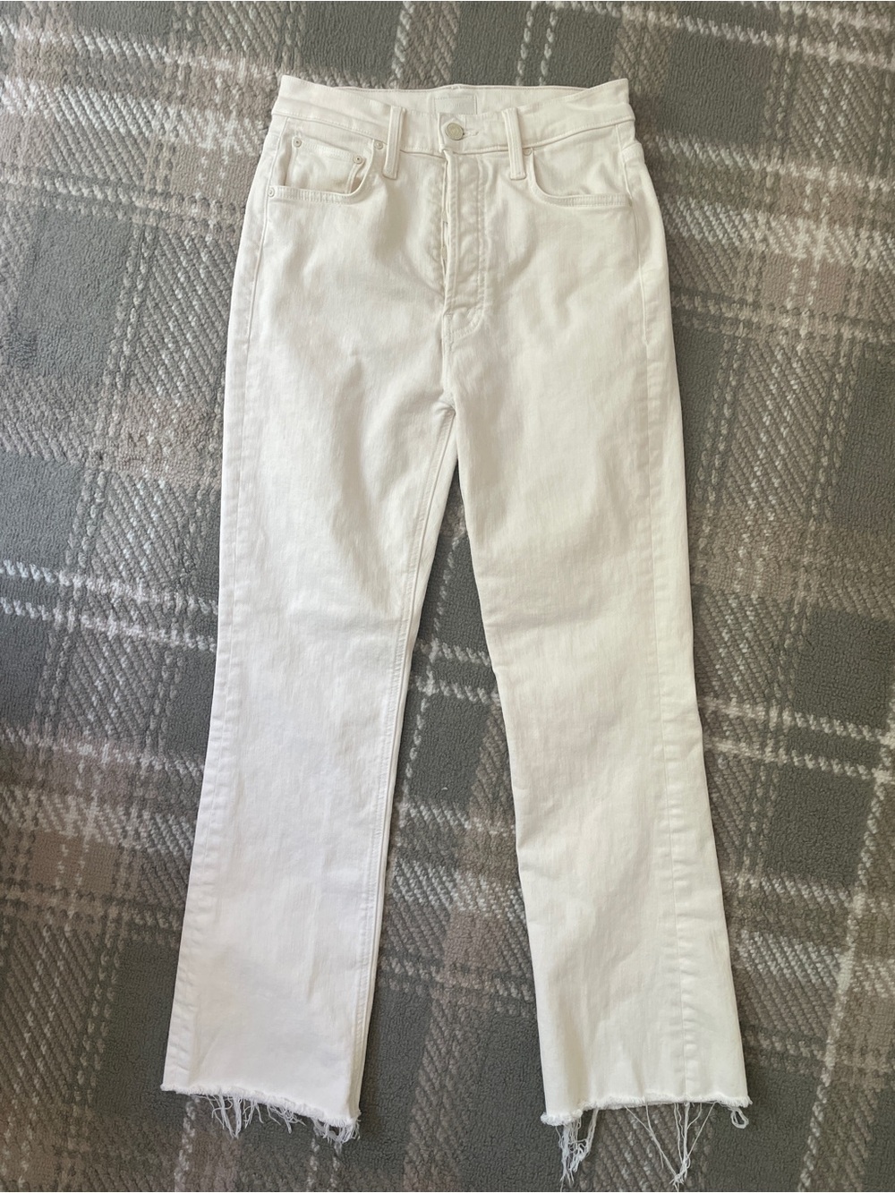 Mother The Tripper Ankle Fray jeans in cream white size 26